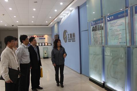 学校赴西部高校开展本科教育调研